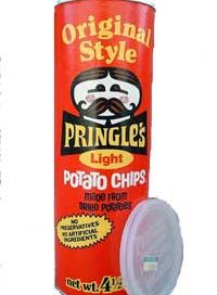 red pringles can