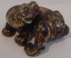 a monster made of bronze: Han art