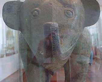 bronze elephant