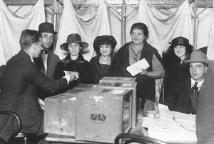 Women voting in their first United States election (1920)