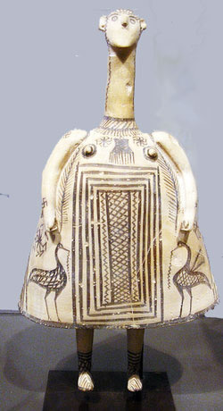 Thebes bell in the shape of a person, 700 BC