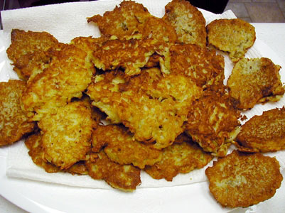 Potato latkes cooked in oil are a traditional Hanukkah food