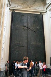 The Senate house also had great big bronze doors on it. (One of the Popes moved those doors to a Christian church in Rome, but they're still the same doors).