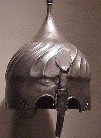 Safavid steel helmet (Iran, 1500s AD)
